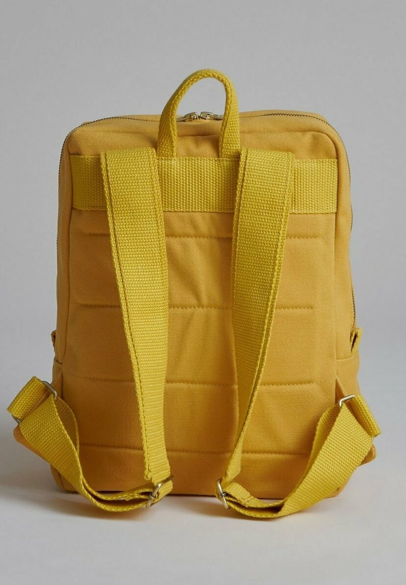 Sunnybag Iconic | Zaino solare con pannello solare integrato da 7 Watt | porta USB | ricarica wireless | scomparto per laptop da 17 pollici | 20 litri | tessuto riciclato idrorepellente | grafite