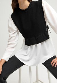 Next Svetr - black