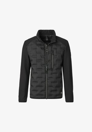 Schwarze gesteppte Jacke mit durchgehendem Reißverschluss, Reißverschlusstasche auf der Brust und glatten Stoffärmeln und -schultern.