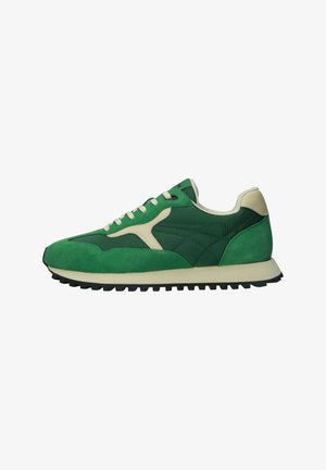Zapatillas de ante verde y textil con acentos en crema, que presentan un diseño texturizado, puntera redonda y suela de goma negra.