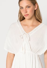 Pepe Jeans KAIA - Vestido comprido - off white