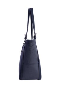 Bolso de mano de ante sintético azul marino con doble asa, forma estructurada y costuras en contraste. Presenta un bolsillo con cremallera en la parte frontal.