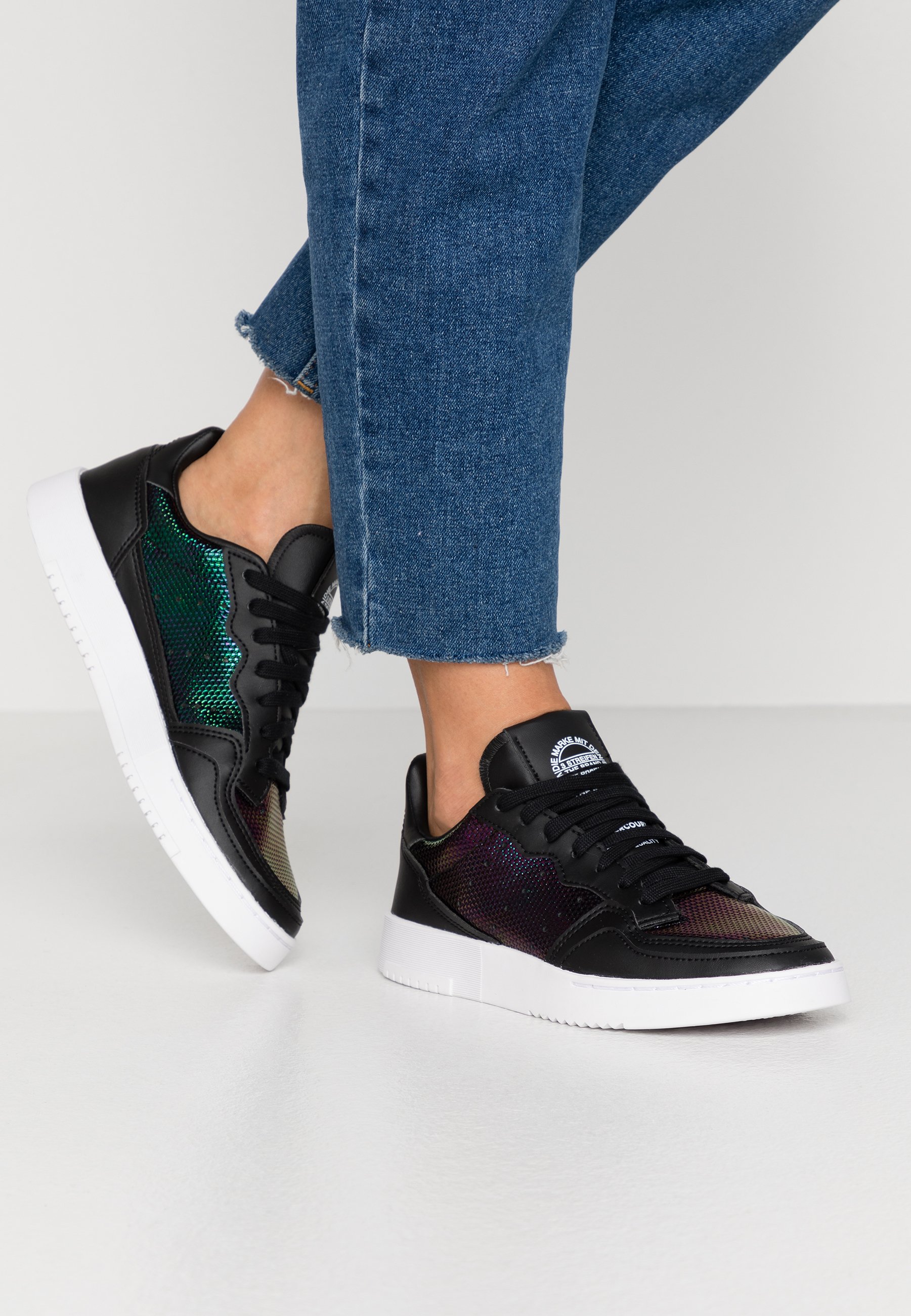 adidas supercourt core black