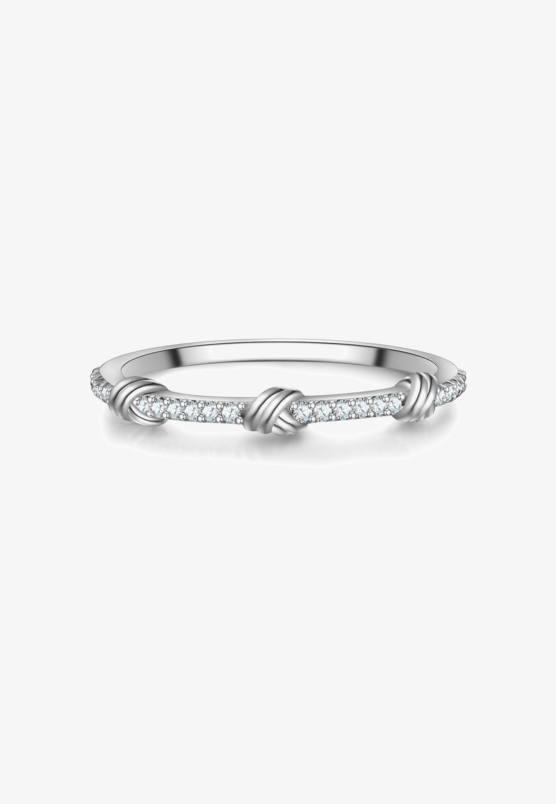 Srebrn prstan s zavitim dizajnom, ki ima prozorne bleščeče kamenčke ob eni strani in gladke kovinske poudarke na obeh koncih.