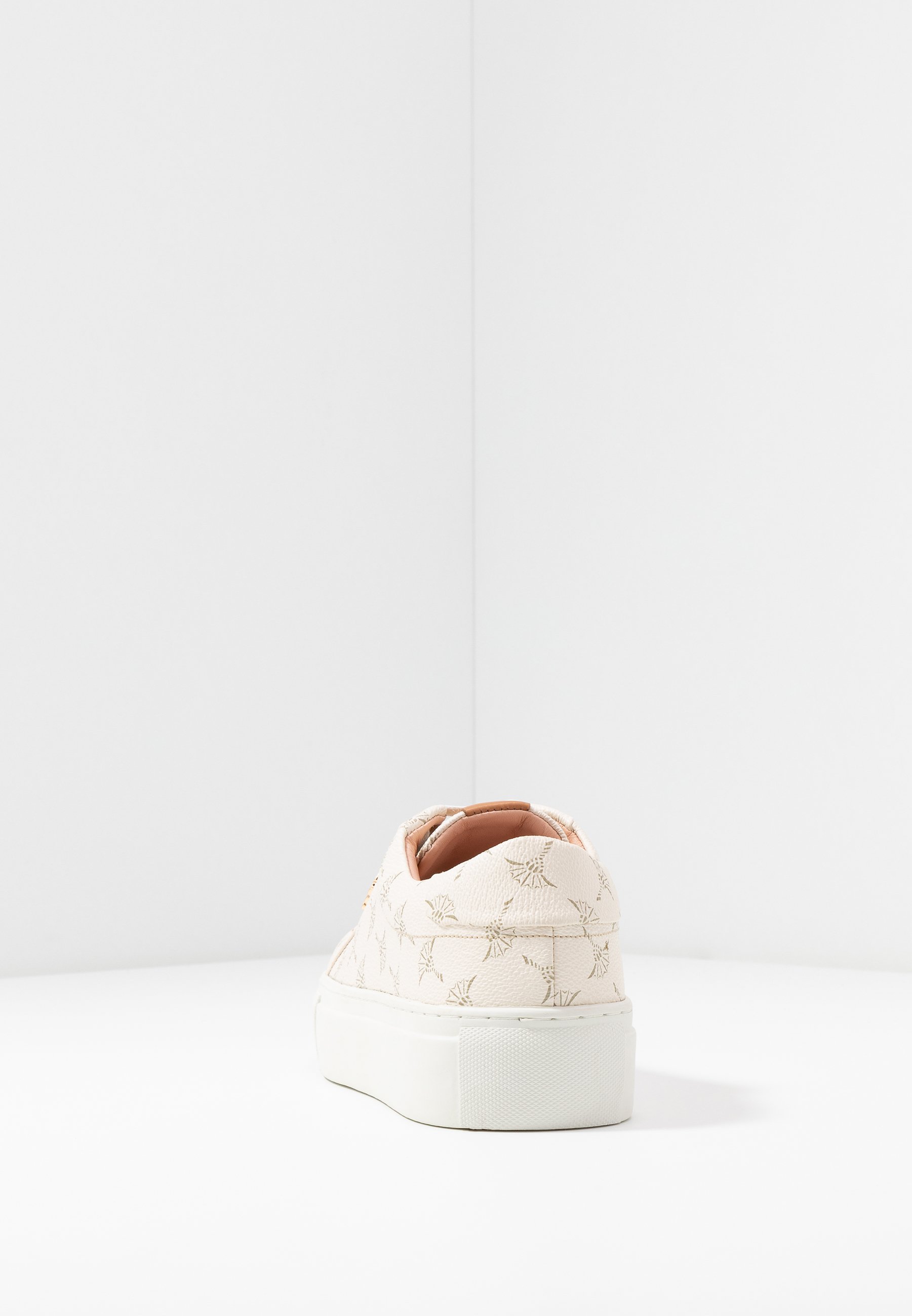 JOOP! CORTINA DAPHNE Joggesko offwhite Zalando.no JOOP! CORTINA DAPHNE Joggesko offwhite Zalando.no