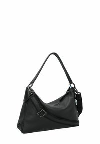 Borsa in pelle nera con forma triangolare, superficie testurizzata, tracolla regolabile e dettagli in metallo argentato. Caratterizzata da una chiusura con zip.