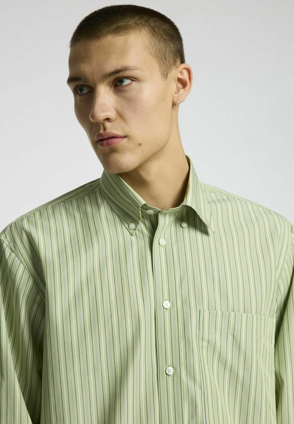 RELAXED FIT - Shirt2