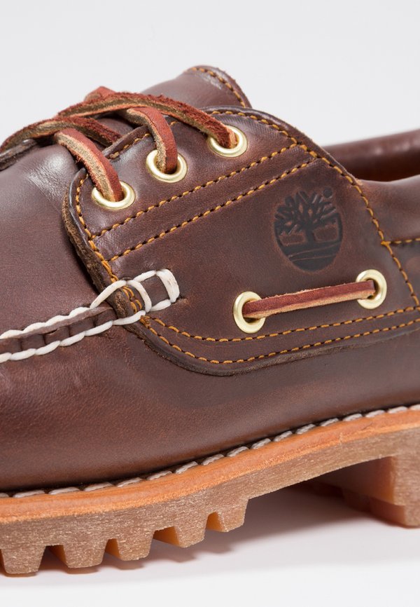 AUTHENTICS 3 EYE CLASSIC - Boat shoes - braun2