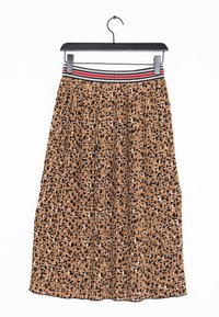 Gonna beige con un motivo maculato leopardato bianco e nero, design plissettato e una vita a strisce a contrasto nei colori rosso, bianco e nero.