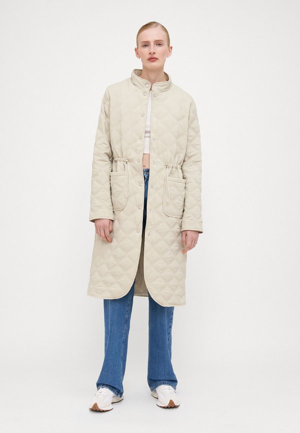 VMVALERIE LONG QUILT  - Winter coat - beige2