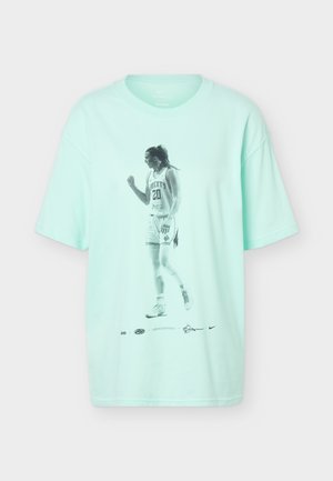 Nike Performance, SI TEE BBALL SABRINA - Αθλητικό μπλουζάκι - mint foam