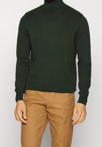 Springfield Stickad tröja - dark green