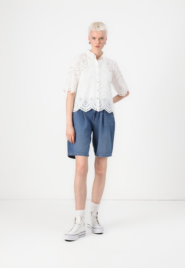 ONLVALAIS - Button-down blouse - cloud dancer4