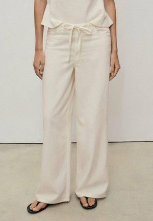 Mango WIDE MIT GÜRTEL - Trousers - off white