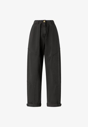 Pantaloni neri a gamba larga con vita alta, dotati di chiusura a bottone, dettagli cuciti e risvolti, realizzati in tessuto resistente.