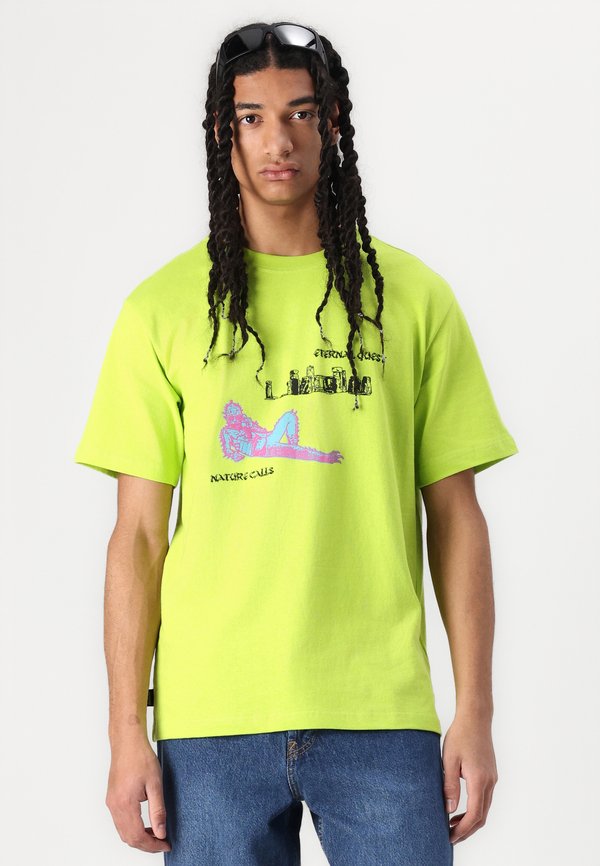 NATURE CALLS STONE - Print T-shirt - lime punch3