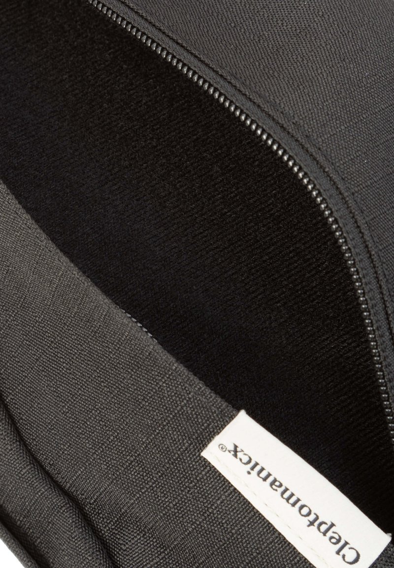 Cleptomanicx Hipbag Mega Marsupio Nero – Unisex, In Poliestere Riciclato, 30x11x7 Cm