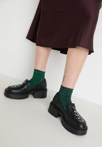 Platform heels - black
