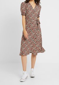 ONLY Tall Vapaa-ajan mekko - black