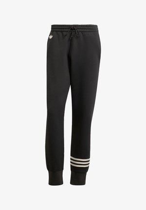 Pantaloni sportivi neri con cintura elasticizzata, coulisse regolabile, polsini a costine e tre strisce bianche sui polsini. Realizzati in tessuto morbido.