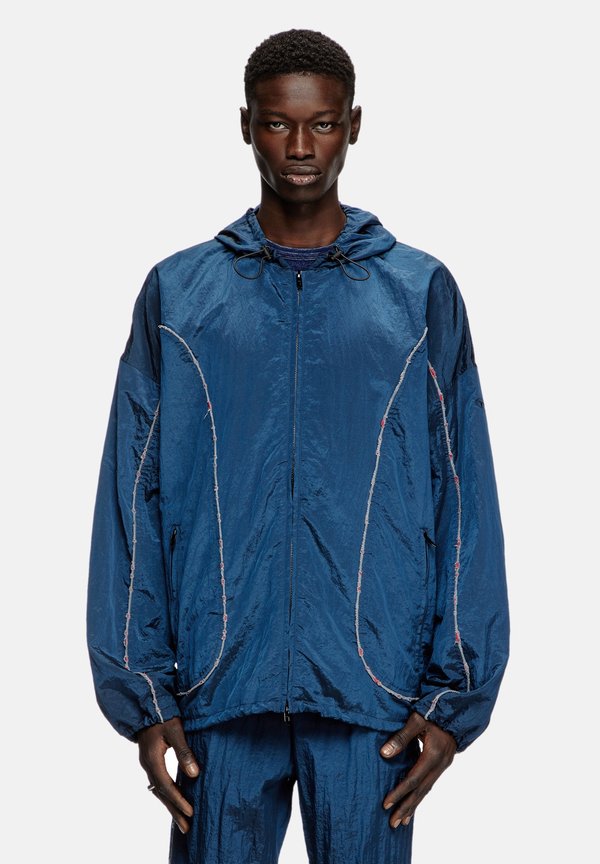 Regenjacke / wasserabweisende Jacke