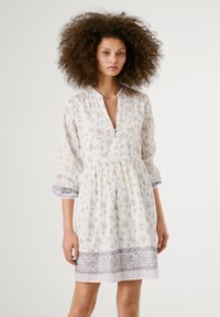 Pepe Jeans - LIA - Denné šaty - mousse white Miniatúrny obrázok 1