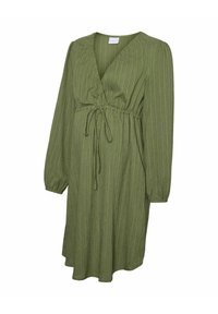 Olīvzaļa, ar garām piedurknēm, grūtniecības kleita ar V veida kaklu, savākta impērijas vidukļa, ar auklas detaļu un teksturētu vertikālu svītru audumu.