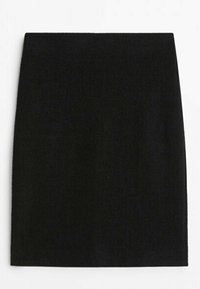 Mini-jupe noire et ajustée en tissu texturé avec une finition lisse, présentant une silhouette droite sans détails ni ornements visibles.