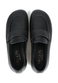 Czarne skórzane buty z okrągłym noskiem, zaprojektowane z szerokim paskiem na górze oraz wyściełanymi wkładkami dla wygody.