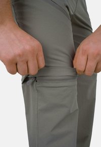 normani Outdoor Sports 2 IN 1 ZIP OFF OUTDOORHOSE WANDERHOSE SOMMERHOSE - Stoffhose - stone