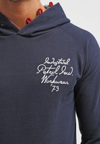 Petrol Industries Felpa con cappuccio - dark blue