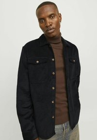 Jack & Jones JJEEDDIE  - Pluus - black