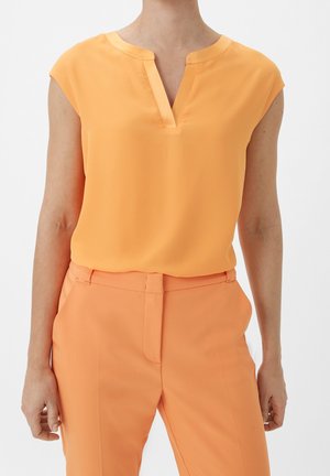 Blouse - apricot