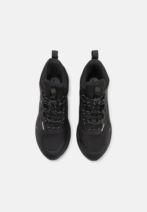 STORMRYDR UNISEX - Trainers3