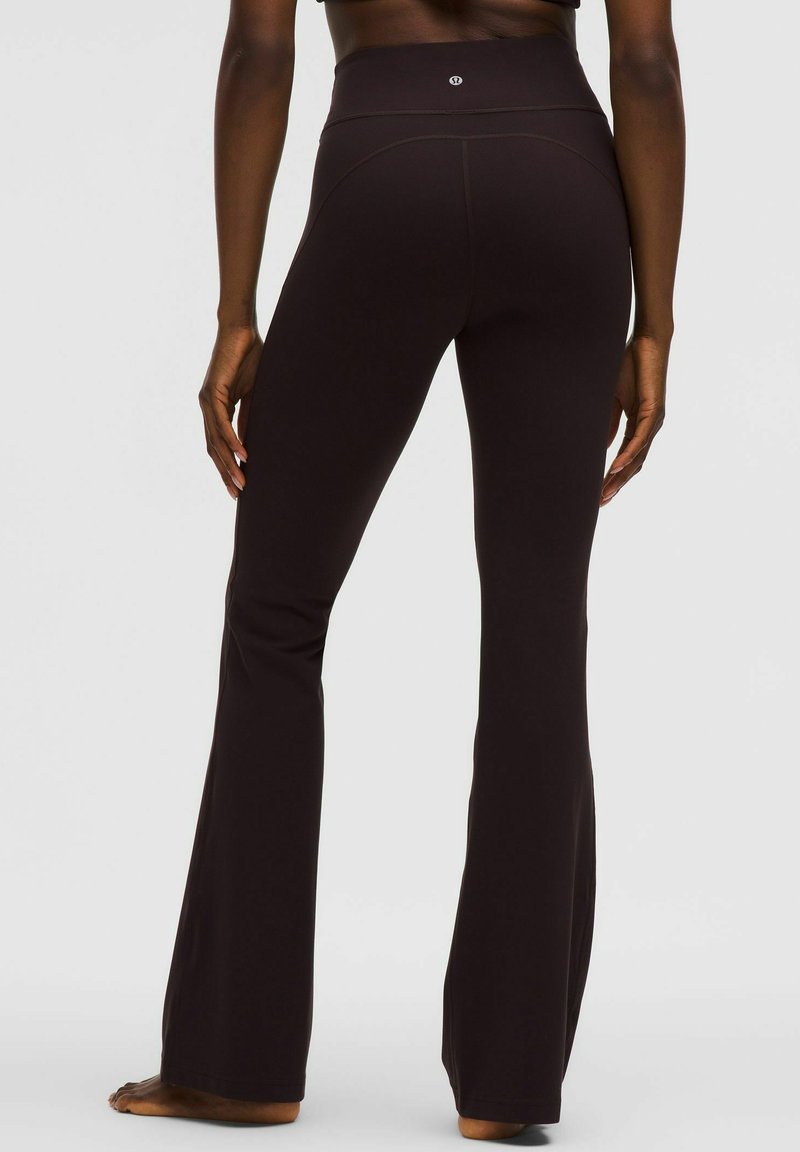 Saho 　Lululemon Groove throwbackパンツ Saho 様専用 Lululemon Groove throwbackパンツ