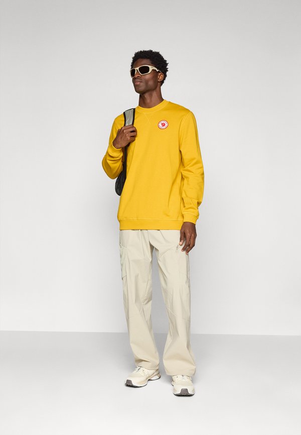 LOGO BADGE SWEATER  - Sweatshirt3