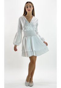 Unausgewählt, weiß