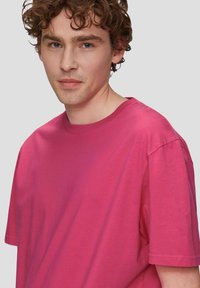 QS T-shirt basic - pink