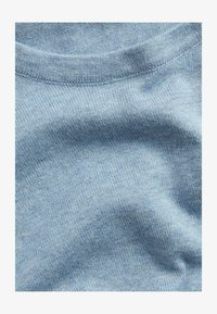 Unausgewählt, light blue