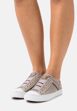 Baskets basses - silbergrau