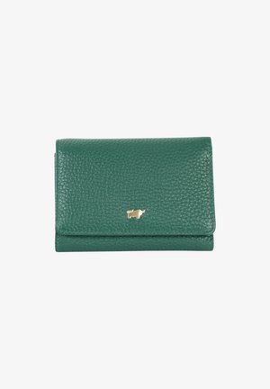 Portafoglio in pelle verde strutturata con un piccolo emblema dorato a forma di animale sulla patta frontale, chiuso e di forma rettangolare.