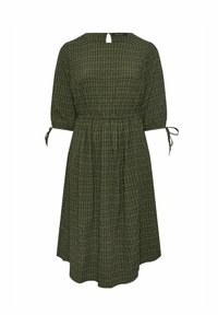 Olevi roheline kleit, millel on ruuduline muster, kolmeveerandilised varrukad, ümar kaelus koos võtmeaugu detailiga ja reguleeritavad paelad varruka äärtes.