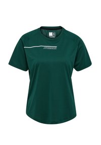 Camiseta deportiva verde de manga corta con cuello redondo, tela texturizada y detalle de logo blanco en el pecho.