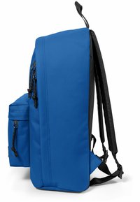 Eastpak OUT OF OFFICE - Mochila - blue
