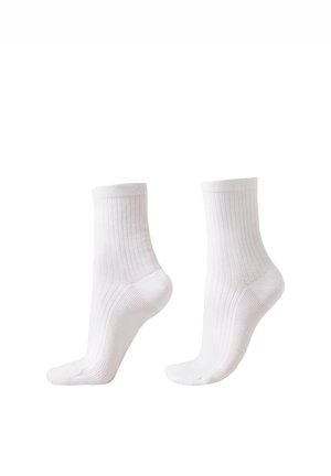 KURZE - Calcetines - weiß white