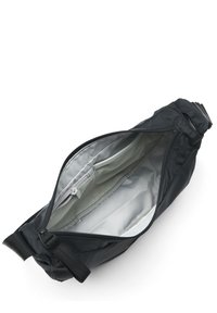 Schwarze Stofftasche mit einem Reißverschluss oben, im Inneren grau und mit einer kleineren Reißverschlusstasche ausgestattet. Enthält einen stabilen Tragegurt.