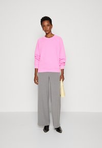 GAP NEW CREW - Sweater - standout pink