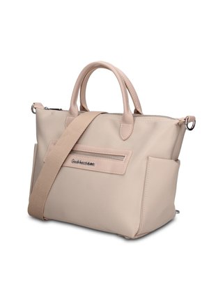 Borsa a mano in pelle morbida beige con doppi manici, tracolla regolabile, tasca frontale con zip e tasche laterali, forma rettangolare.