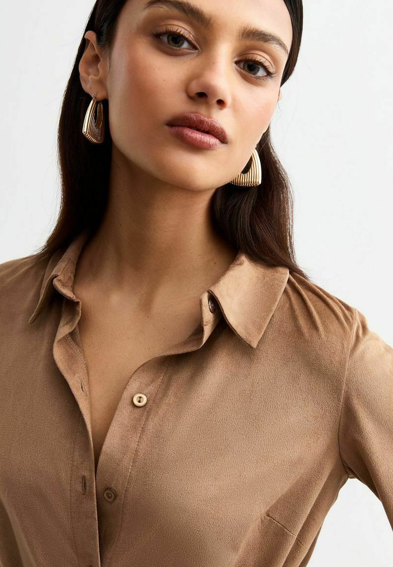 Robe New Look Taille 38/40 (M) – En Polyester Stretch – Couleur Rose, Courte – Occasion En Très Bon état