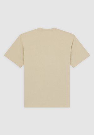Béžové tričko s krátkými rukávy z měkké bavlny. Jednoduchý design s kulatým výstřihem. Bez viditelných vzorů nebo grafiky.